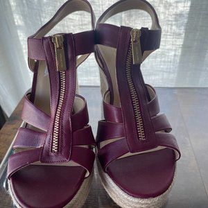 Michael Kors Berkly Platform 9.5 - MAROON